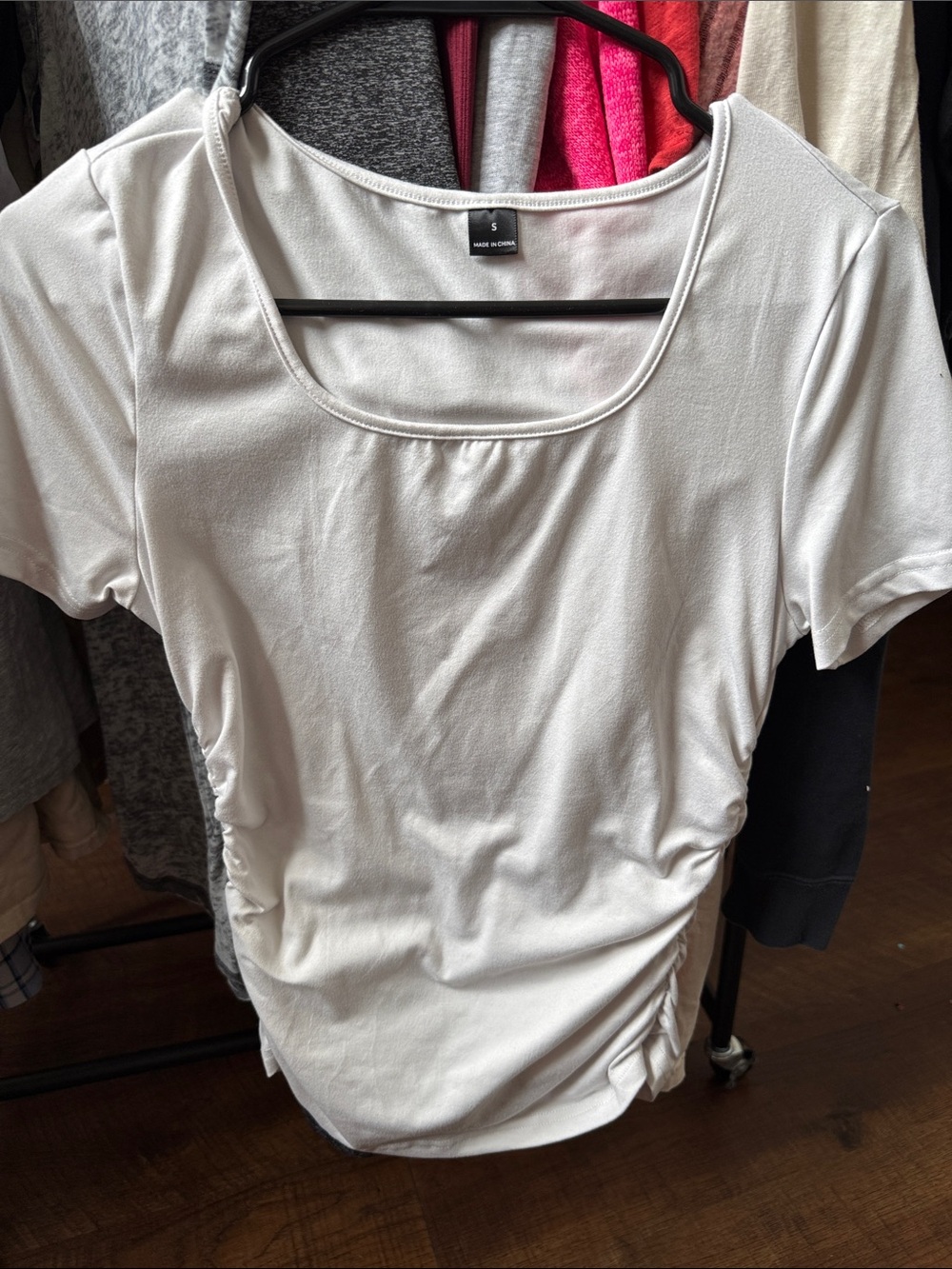 Women’s White Scoop Neck Ruched Side Tee